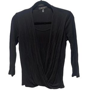 Laila Jayde sz S Black Crossover Ribbed Top